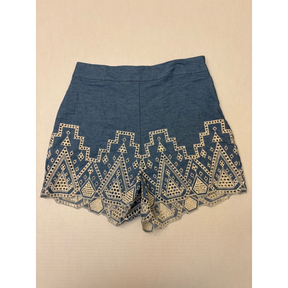 GB Blue Chambray Eyelet Embroidered Shorts High Rise Scalloped Hem Small